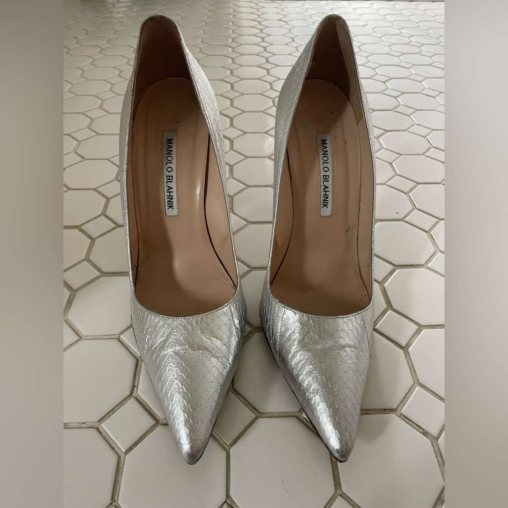 38 - BB 105mm Metallic Silver Manolo Blahniks w Vibram Sole